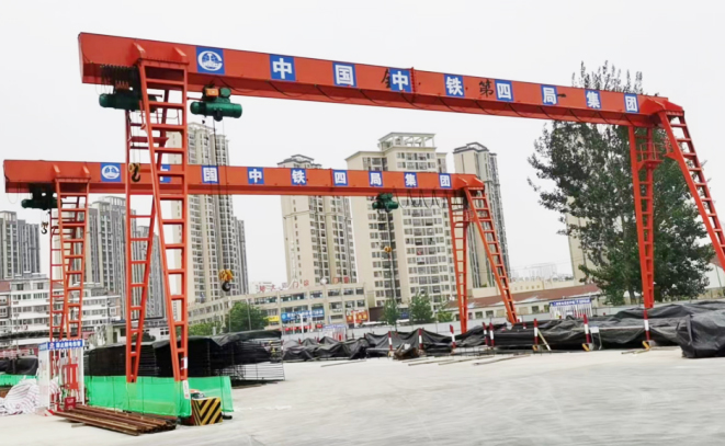 MHE double hoist gantry crane