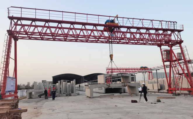 MGH type scramble crane